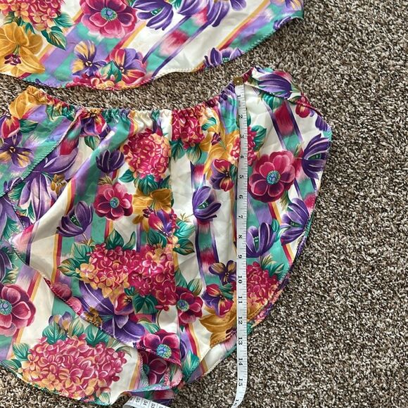 Vintage California Dynasty 2 Piece Sleeveless Short Floral Pajama Set - Picture 13 of 14